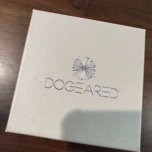 Dogeared pearl necklace